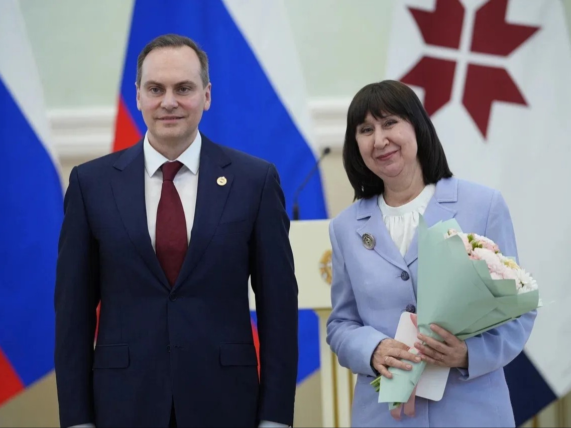 В Доме Республики прошло торжественное мероприятие, посвящённое Дню местного самоуправления и итогам республиканского конкурса «Лучший муниципальный служащий в Республике Мордовия».